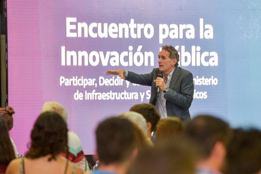 Katopodis en el 1° Encuentro para la Innovación Pública. Katopodis en el 1° Encuentro para la Innovación Pública.