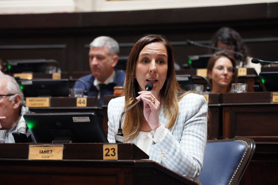 SAD en el fútbol: desde la Legislatura advierten por "negocios inmobiliarios de magnitudes insospechadas" SAD en el fútbol: desde la Legislatura advierten por "negocios inmobiliarios de magnitudes insospechadas"