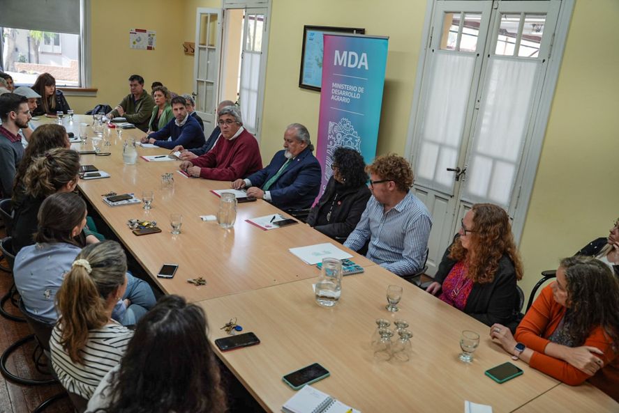Presentación del primer Congreso Internacional de Alimentos de la Provincia.