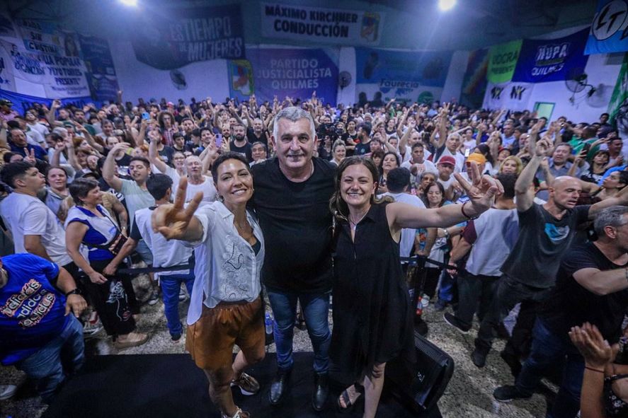 Mayra Mendoza y Paco Manrique