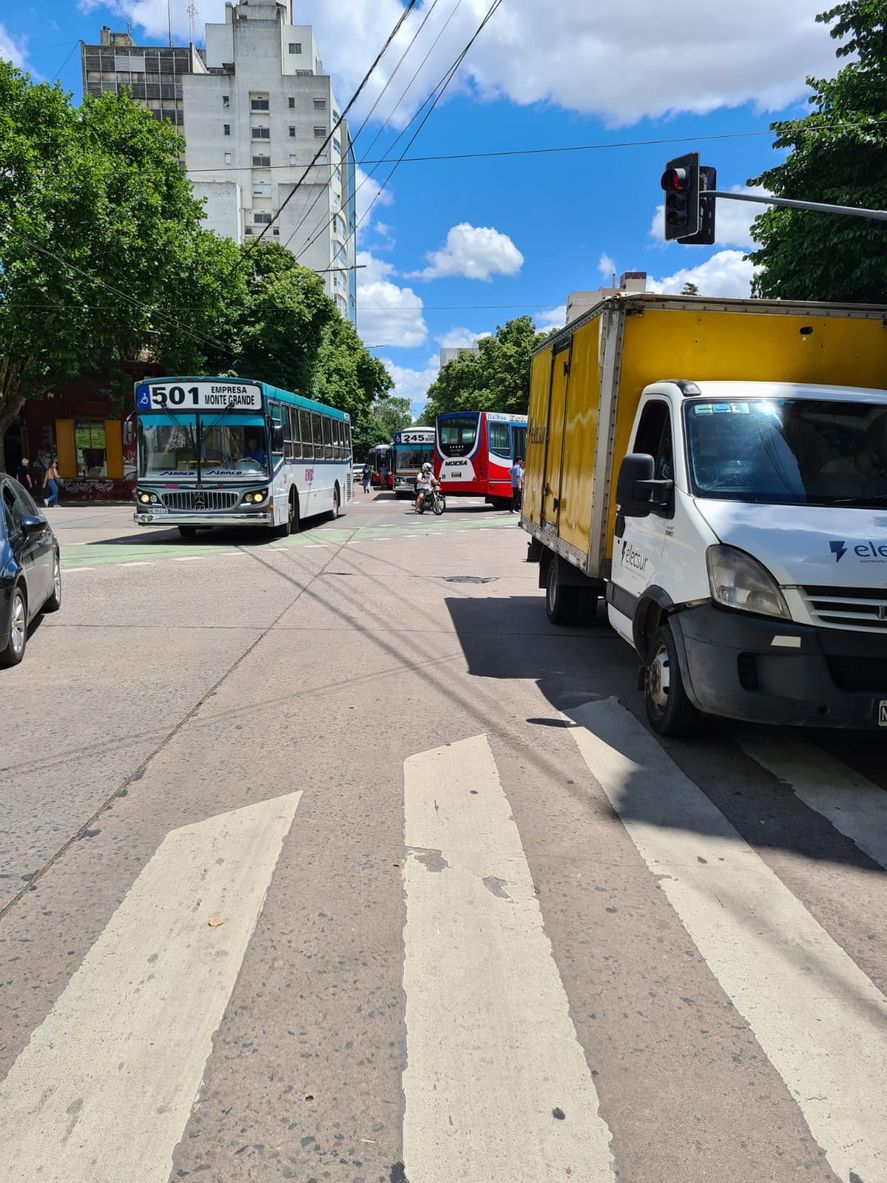Caos en el centro de la ciudad de La Plata
