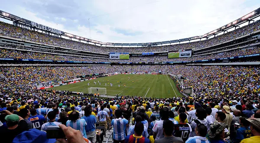 El Met Life de New York ya fue anfitrión de Argentina en 4 a 3 ante Brasil de 2012: 83 mil espectadores esperan por la Selección.