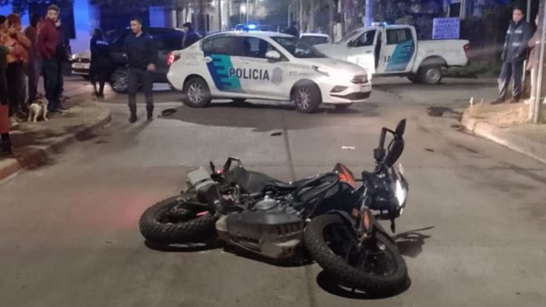 Un policía franco de servicio mató a un motochorro en Villa Rita