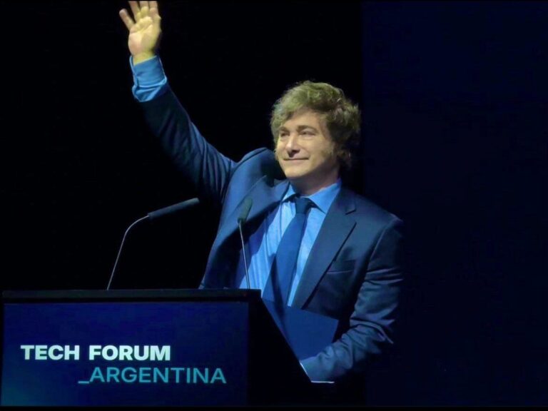Se abre otro frente judicial para Javier Milei por el escándalo cripto: lo denunciaron en España