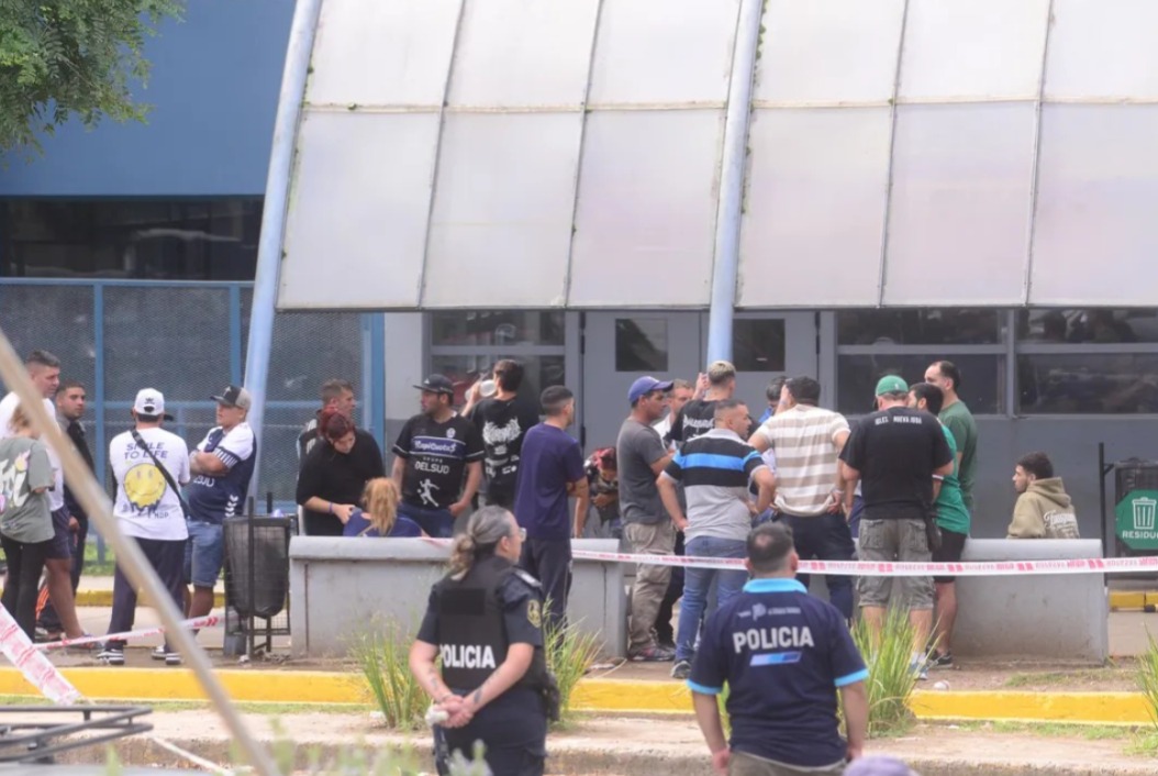 Sin detenidos aún por la salvaje pelea de ayer en el Hospital Gonnet
