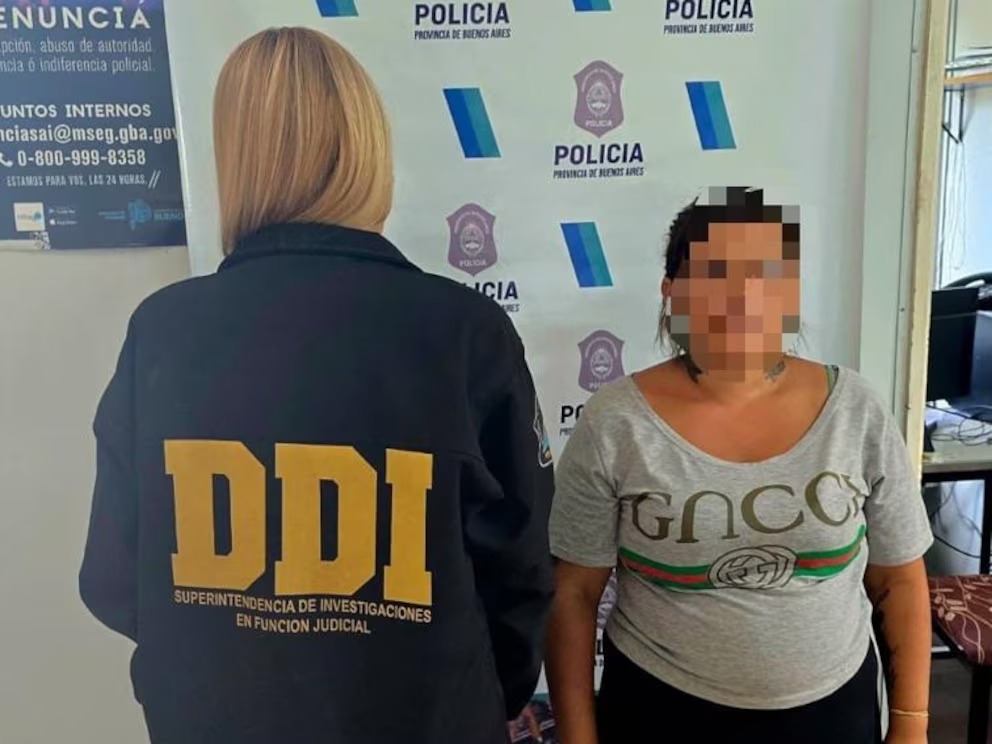 La mujer detenida acusada de vender a la hija para ser abusada