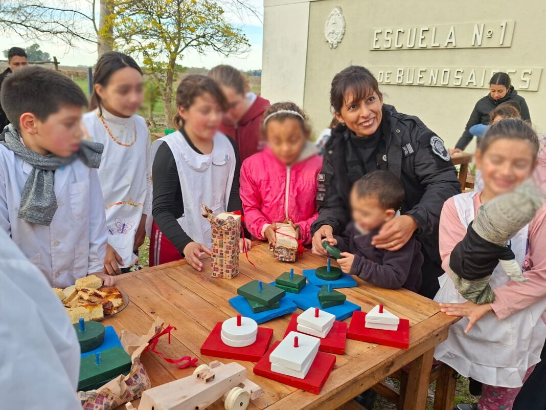 Son 28 los nenes y nenas de la Escuela Rural de Punta Indio beneficiados