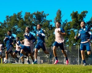 Fernando Zaniratto inició su ciclo con el Clásico en el horizonte: cómo encontró a los jugadores y qué les dijo
