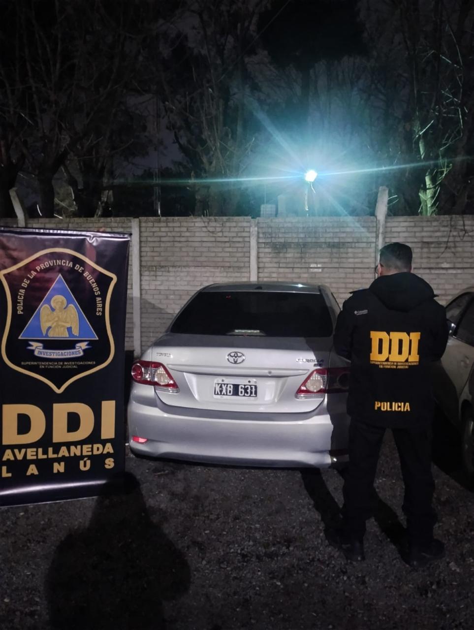El auto secuestrado en el procedimiento en Avellaneda