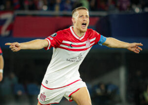 Ruso goleador: Santiago Ascacibar se afianza como el segundo artillero de la era Domínguez