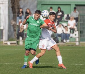 Llegó la primera: con un gol del pibe convocado por Domínguez, Estudiantes pisó fuerte en el Sur