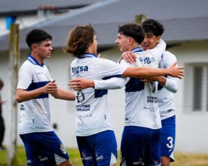 El golazo de la Octava de Gimnasia, con toques y goleada incluida