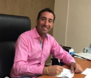 Un ex presidente de Nueva Chicago y un policía irían a juicio por robo de cables en Mataderos