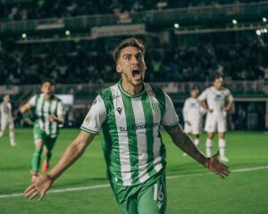 Mauro Méndez volvió a gritar en Banfield, mientras en Estudiantes los delanteros escasean