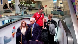 La costumbre de Carlos Bianchi que Eduardo Domínguez repite con la hija del Virrey en cada viaje de Estudiantes