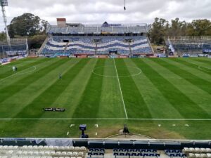 Gimnasia-Lanús, en vivo: el Lobo ya está en el estadio