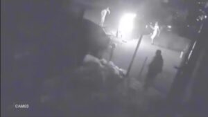 Horror por un femicidio: prendió fuego a su ex pareja en la calle frente a testigos