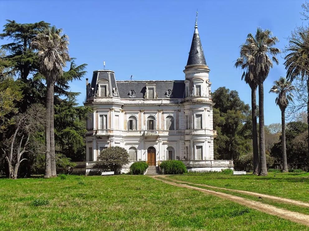 Castillo del Silencio en Lobos, Provincia de Buenos Aires
