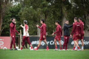 Estudiantes va por Defensa y Justicia: la lista de convocados y el 11 previo al choque con Flamengo