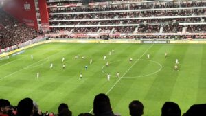 Estudiantes – Flamengo en vivo: gran jugada del Mengão y mejor salvada de Rodríguez sobre la línea