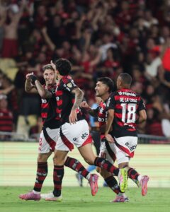 Estudiantes entró dormido y Flamengo empezó ganando desde el vestuario: un gol muy temprano que condiciona el partido