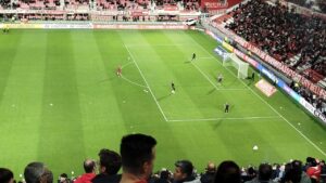 Estudiantes – Flamengo en vivo: entrada en calor y primeras ovaciones en UNO