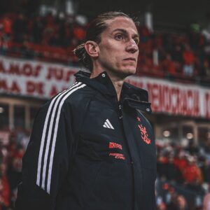 Filipe Luís, con los tapones de punta: “Decir que Estudiantes fue superior no se condice con la verdad”