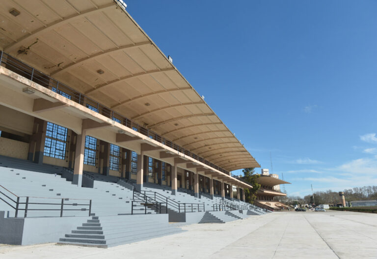 Con estructura renovada, el Hipódromo de La Plata se prepara para un septiembre a puro espectáculo