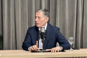 Fernando Gray: “Kicillof tiene que ordenar su gabinete”