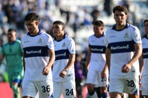 Derrota, reclamos y una fecha adversa: cómo quedó Gimnasia en la tabla anual