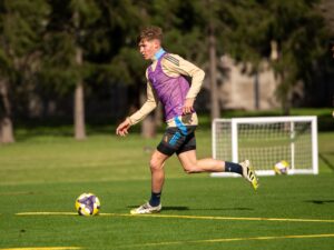 Le queda pintada: Mikel Amondarain y su primera práctica con la Selección Sub 20