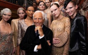A los 91 años falleció Giorgio Armani, ícono de la moda italiana