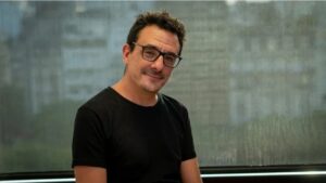 Fracaso eterno de las encuestadoras: manipulan, erran y nunca se hacen cargo