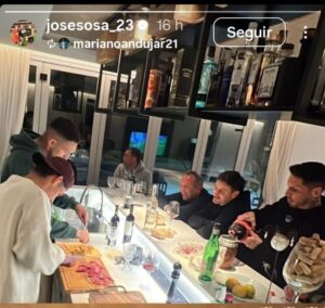 Mística, asado y fernet: la reunión de los líderes de Estudiantes con los ex campeones antes de una semana clave