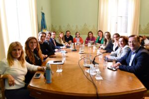 UCR-Cambio Federal presiona por el Presupuesto