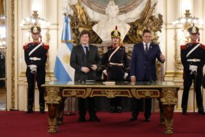 Asumió Catalán y en Provincia aguardan de Nación”una convocatoria en serio, no payasadas”