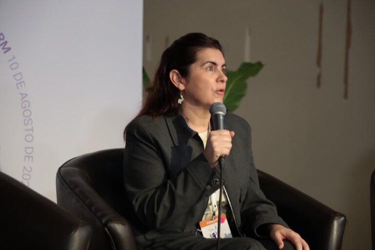 Presencia de barras y ofrecimientos de dinero a vecinos para ir al acto de Milei: La grave denuncia de la intendenta de Moreno