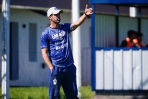 Zaniratto full time: el técnico que dirigirá el Clásico tendrá su despedida esta tarde en la Reserva ante River