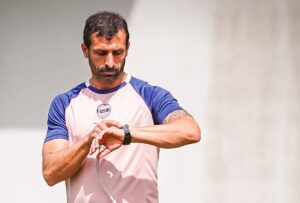 El dilema de Zaniratto: ¿más cambios ante River o mantener la base a la que apostó en el Clásico?