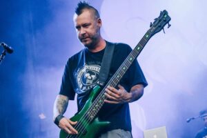 Otro soldado caído, muere Sam Rivers, bajista de Limp Bizkit, a los 48 años