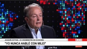 El ex viceministro de Toto Caputo reveló que dejó el Gobierno porque el plan económico eran “cuatro hojitas”