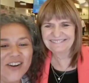 Patricia Bullrich sufrió un escrache sutil durante una recorrida en campaña