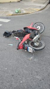 Murió la motociclista que había sufrido un accidente el martes pasado en La Plata