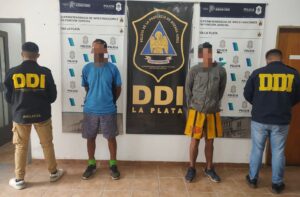 La Plata: tenían pedidos de captura por robo y hurto y merodeaban de manera sospechosa