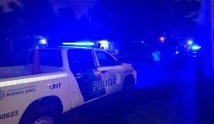 La Plata: cuatro delincuentes ingresaron a una casa de madrugada en un robo a una jubilada