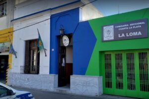 Tres delincuentes armados y encapuchados en un robo a una jubilada en su casa de La Loma