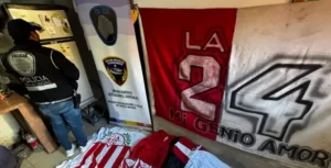 ¿Un mensaje para Chiqui Tapia?: dos barras de Barracas Central, detenidos por extorsionar a comerciantes