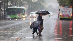 Alerta amarilla en la provincia de Buenos Aires: a qué hora llegan las intensas lluvias y hasta cuándo duran