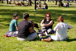 Clima en la provincia de Buenos Aires: fin de semana primaveral con calor, tormentas y un fuerte descenso de temperatura