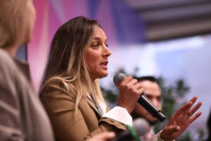 Malena Galmarini cuestionó la intervención del secretario del Tesoro de Estados Unidos: “Vuelvan a su cueva”